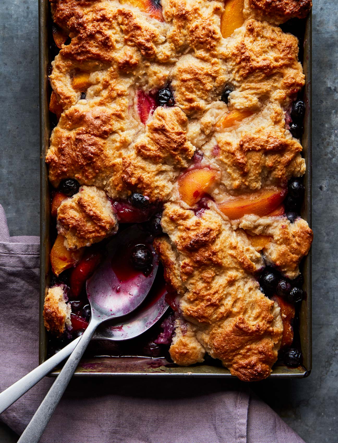 EatingVegan_BlbryPchCobbler_1668
